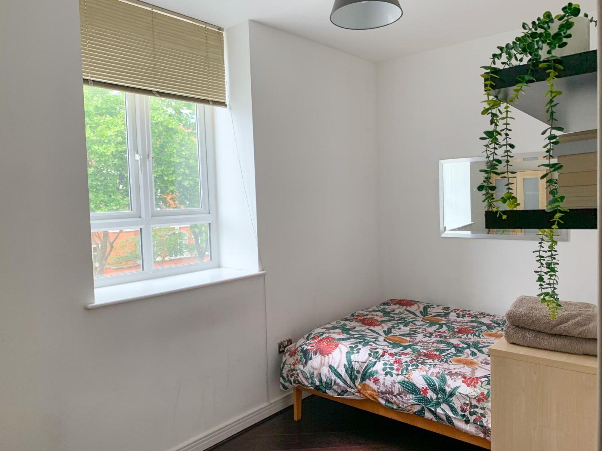 لندن Room In Stratford With Private Bathroom And Parking المظهر الخارجي الصورة